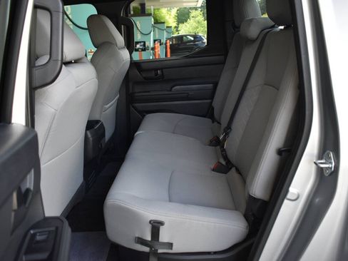 Used 2024 Toyota Tacoma SR5 RWD image 10