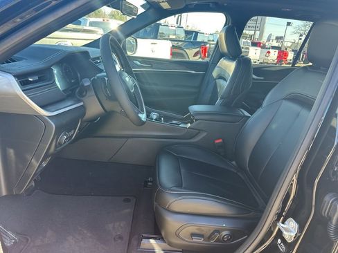 New 2026 Jeep Grand Cherokee Limited w/ Limited Altitude Package image 10