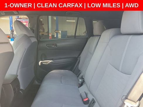 Used 2025 Toyota Corolla Cross AWD Hybrid image 15