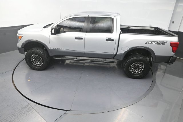 Used 2018 Nissan Titan PRO-4X w/ Pro-4x Convenience Package AWD/4WD image 26