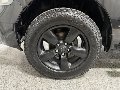 Used 2018 RAM 1500 Big Horn AWD/4WD image 25