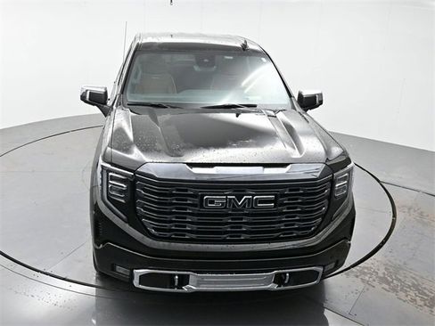 Used 2024 GMC Sierra 1500 Denali Ultimate image 18