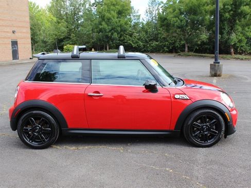 Used 2013 MINI Cooper S w/ Premium Pkg FWD image 5
