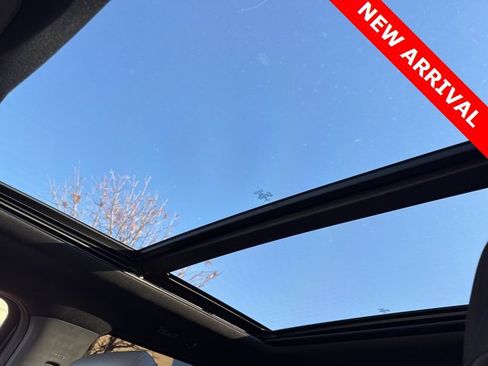 Used 2022 Ford F150 Lightning Lariat w/ Equipment Group 511A High image 22