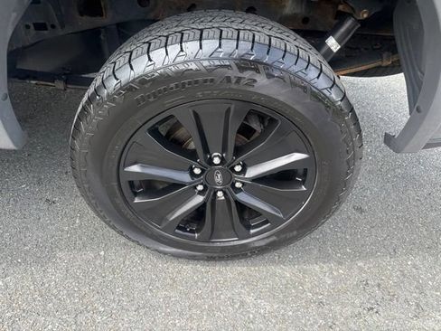 Used 2020 Ford F150 XLT w/ Equipment Group 302A Luxury AWD/4WD image 11