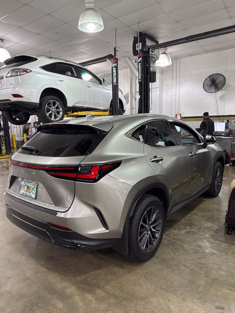 Used 2025 Lexus NX 250 FWD w/ Accessory Package (2T) image 9