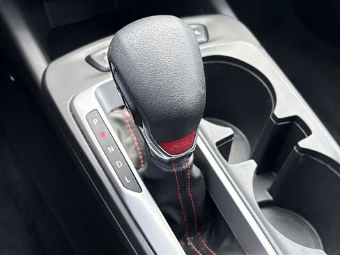 Used 2024 Chevrolet Trax RS w/ Sunroof Package FWD image 15