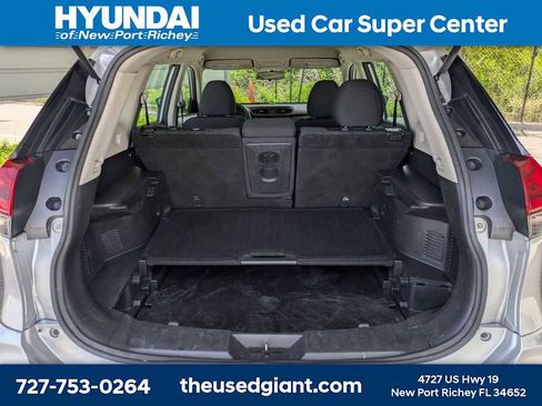 Used 2018 Nissan Rogue S AWD/4WD image 12