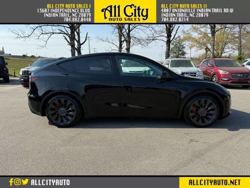 Used 2020 Tesla Model Y Performance image 8
