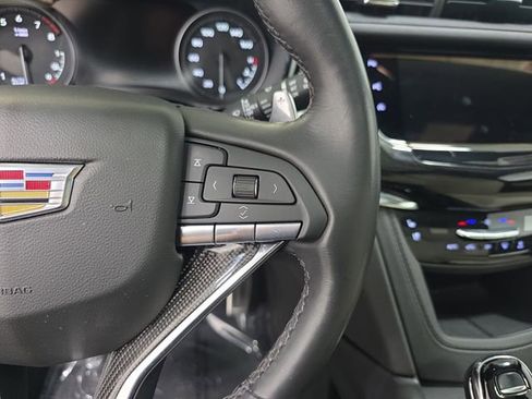 Certified 2023 Cadillac XT6 Sport w/ Technology Package AWD/4WD image 15