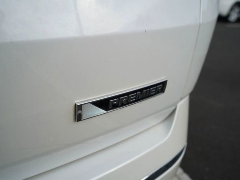 Used 2018 Chevrolet Traverse Premier w/ Driver Confidence II Package image 8