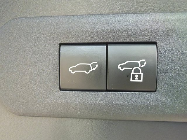 Used 2024 Lexus NX 450h+ AWD w/ Vision Package image 31
