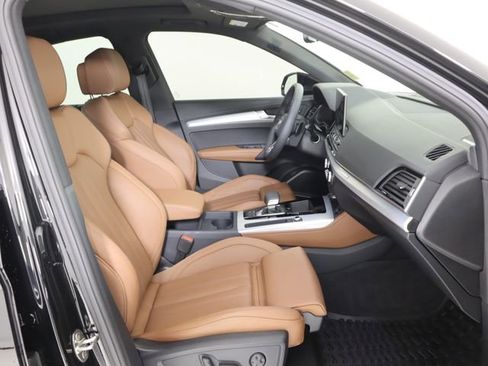 Used 2025 Audi Q5 2.0T Premium Plus AWD/4WD image 13