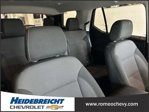 Used 2021 Chevrolet Traverse LS FWD image 33