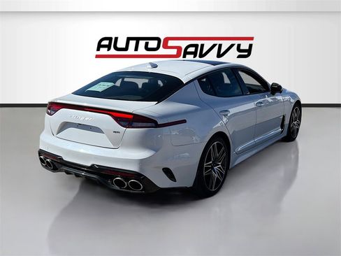 Used 2023 Kia Stinger GT2 image 7