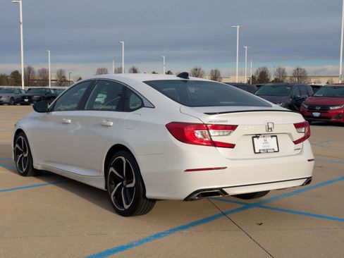 Certified 2022 Honda Accord Sport image 9