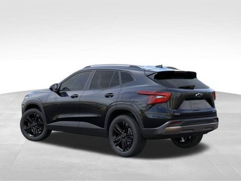 New 2026 Chevrolet Trax ACTIV FWD image 3