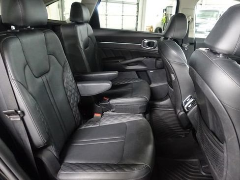 Used 2022 Kia Sorento SX FWD image 27