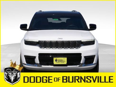 Used 2023 Jeep Grand Cherokee L Summit AWD/4WD image 2