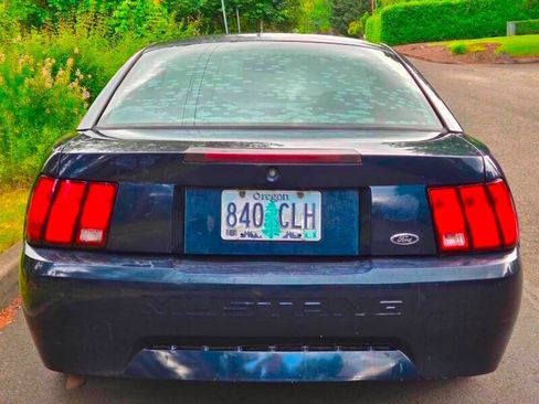 Used 2002 Ford Mustang Coupe image 8