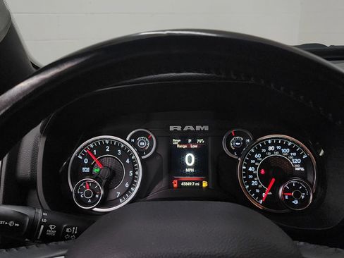 Used 2023 RAM 1500 Big Horn AWD/4WD image 14