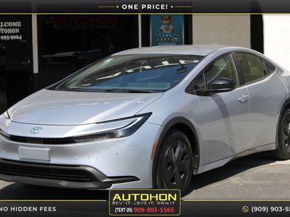Used 2025 Toyota Prius LE