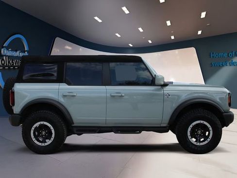 Used 2023 Ford Bronco Outer Banks image 4