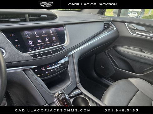 Used 2020 Cadillac XT5 Premium Luxury FWD image 14