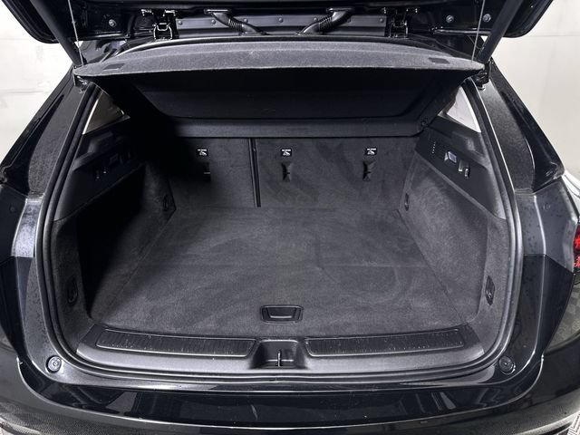 Used 2023 Buick Envision Essence w/ Sport Touring Package AWD/4WD image 27