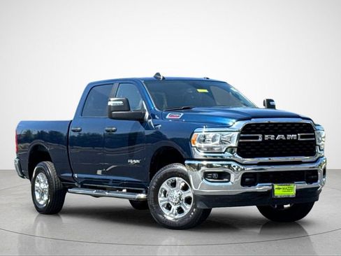 Used 2024 RAM 2500 Big Horn AWD/4WD image 2
