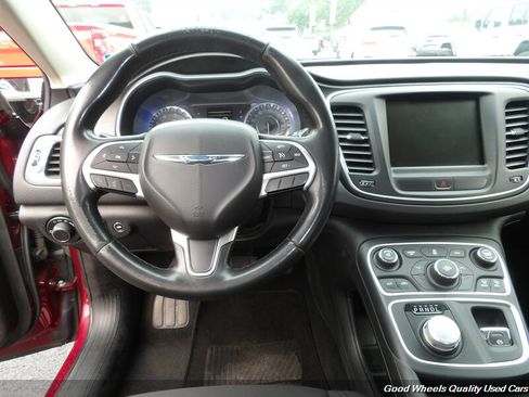 Used 2016 Chrysler 200 Limited w/ Anniversary Edition FWD image 15