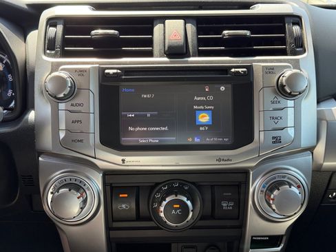 Used 2015 Toyota 4Runner SR5 Premium AWD/4WD image 26
