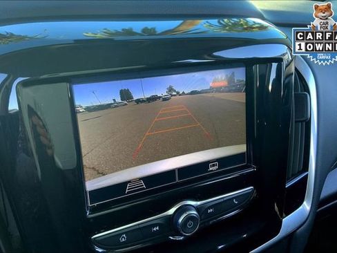 Used 2021 Chevrolet Traverse LT FWD image 21