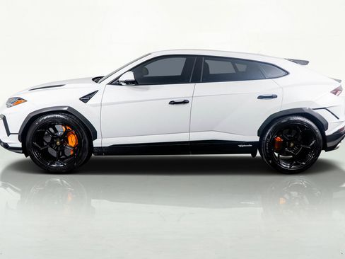 Used 2023 Lamborghini Urus Performante image 8