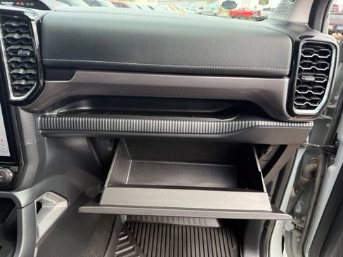 Used 2024 Ford Ranger Lariat w/ FX4 Off-Road Package AWD/4WD image 29