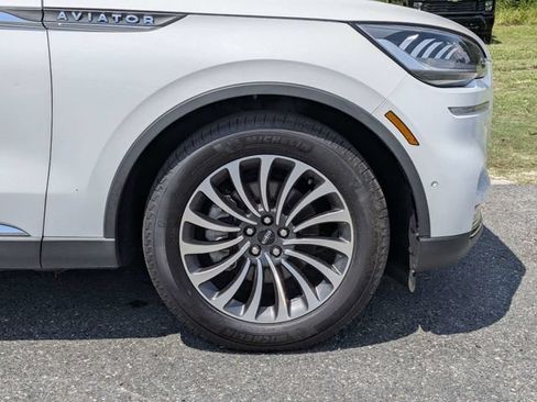Used 2020 Lincoln Aviator Reserve w/ Equipment Group 201A RWD image 12