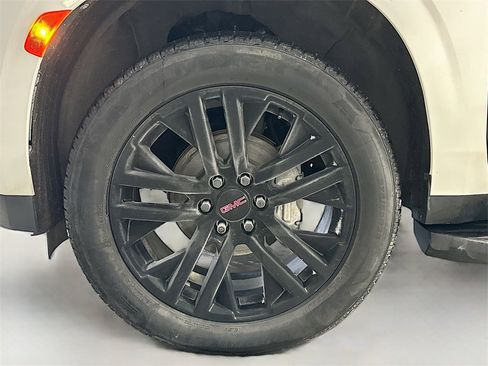 Used 2021 GMC Yukon SLT w/ SLT Luxury Plus Package image 35