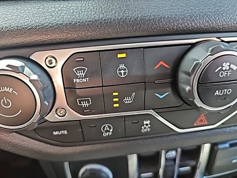 Certified 2024 Jeep Wrangler Sport S image 26