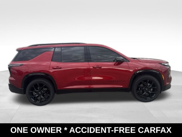 Used 2026 Chevrolet Traverse RS w/ LPO, Floor Liner Package AWD/4WD image 7