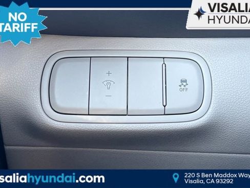 New 2025 Hyundai Venue SEL image 30