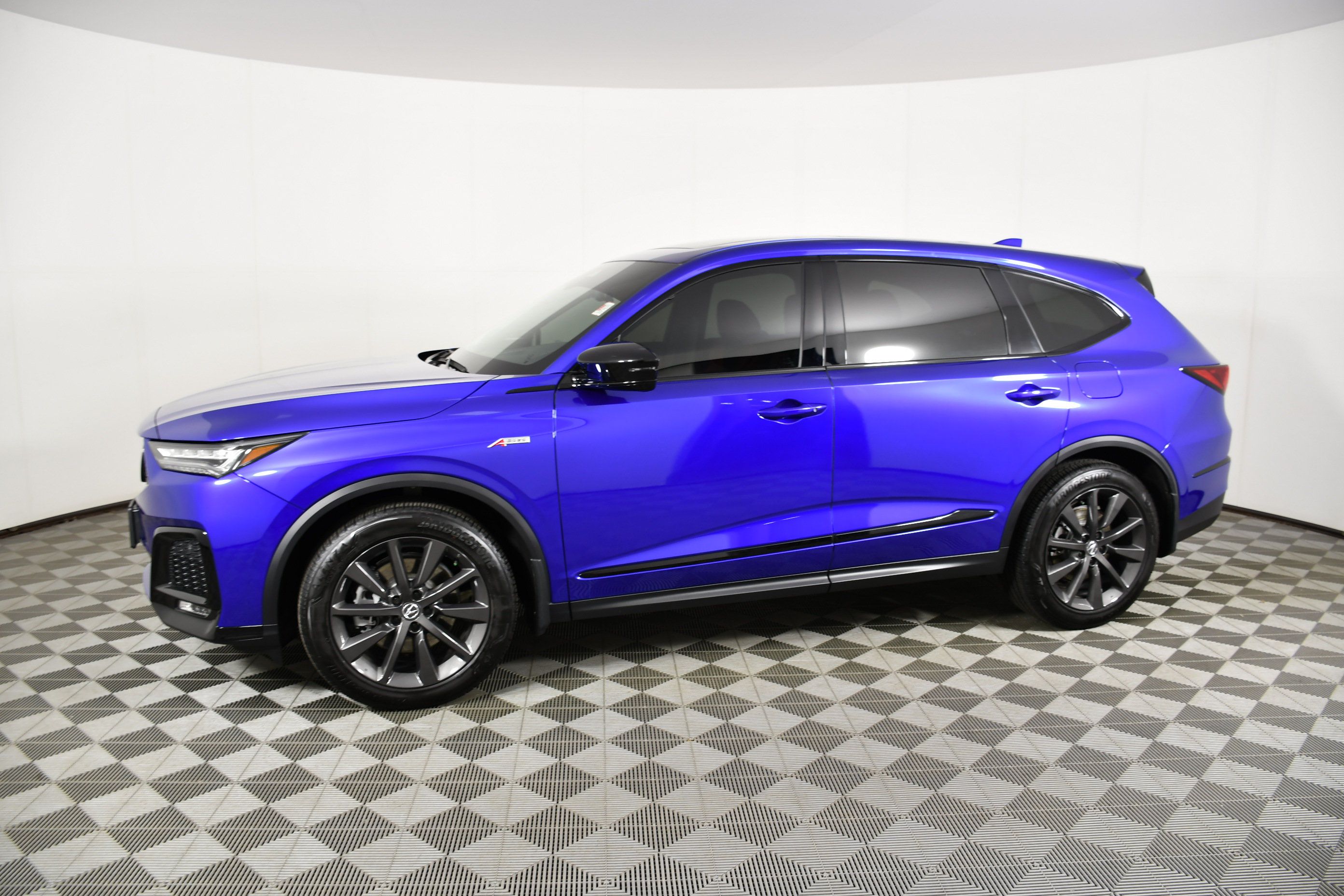 Used 2025 Acura MDX A-Spec AWD/4WD image 9