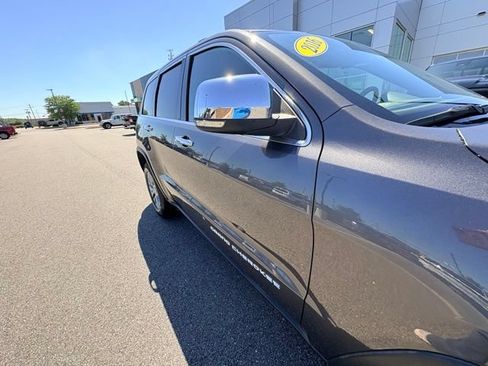 Used 2016 Jeep Grand Cherokee Limited RWD image 9