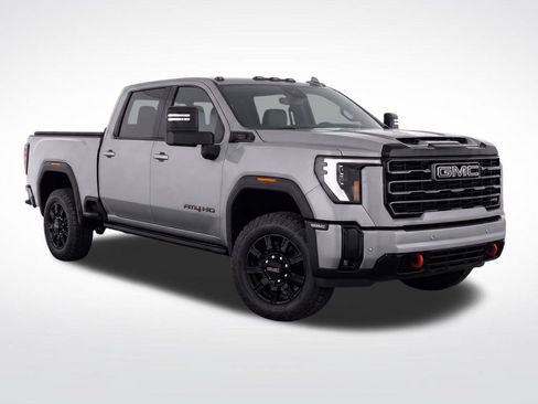 Used 2025 GMC Sierra 2500 AT4 w/ AT4 Premium Plus Package AWD/4WD image 2