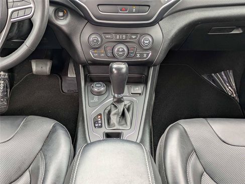 Certified 2022 Jeep Cherokee Latitude Lux AWD/4WD image 21