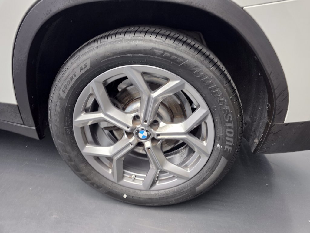 Certified 2024 BMW X3 sDrive30i w/ Convenience Package RWD image 16