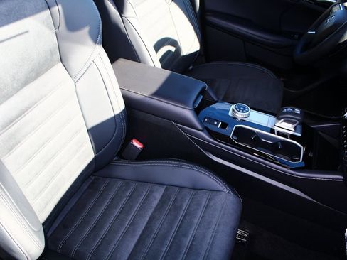 New 2026 Mitsubishi Outlander Trail Edition image 8