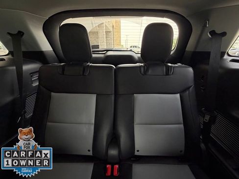 Used 2024 Ford Explorer XLT w/ Equipment Group 202A RWD image 24