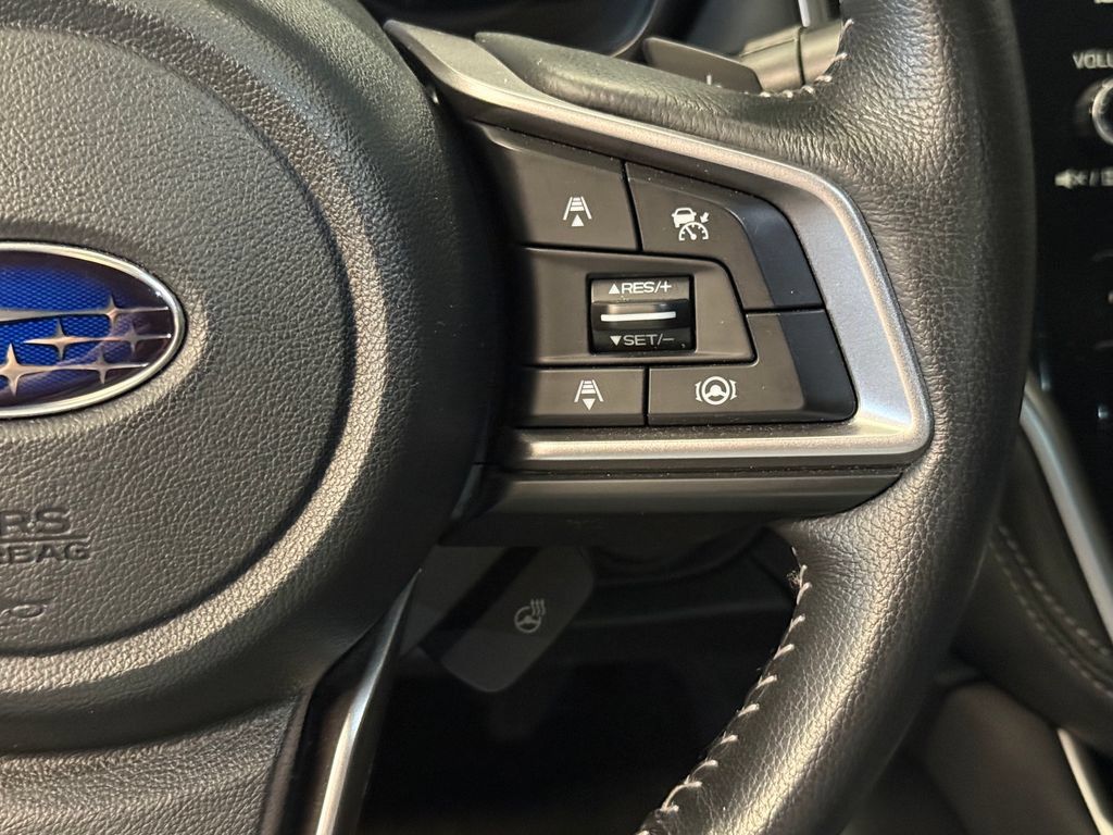 Used 2022 Subaru Legacy Limited AWD/4WD image 12