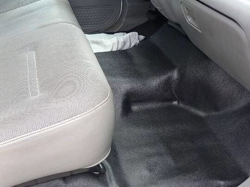 Used 2002 Ford F350 XL image 12