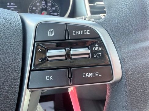 Used 2019 Kia Sorento L FWD image 11